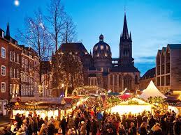 HOW TO BUY AT THE 7 BEST EUROPEAN CHRISTMAS MARKETS